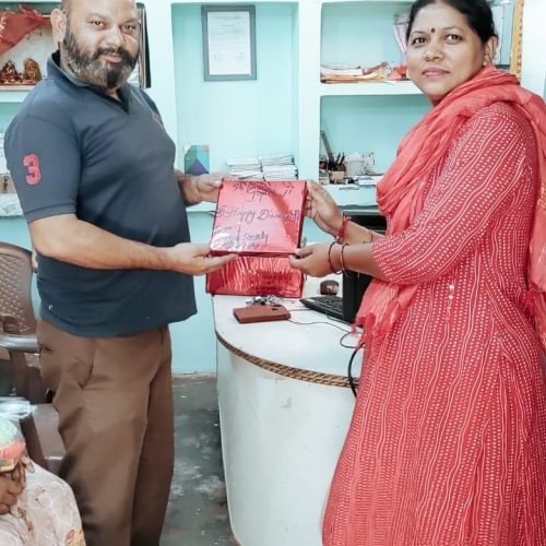 Gift Distribution to Members